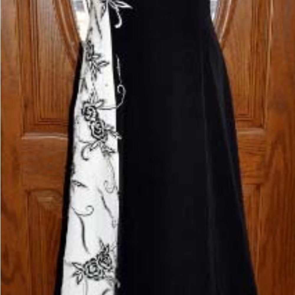 Lillie Rubin Black and White Maxi Dress